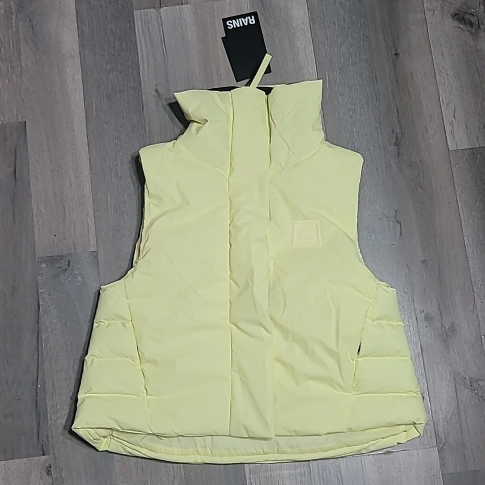 NWT Rains Loop W Puffer Vest in Straw, Pale Yellow, Size XS - Picture 5 of 10